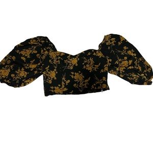 Crop top Size: Medium